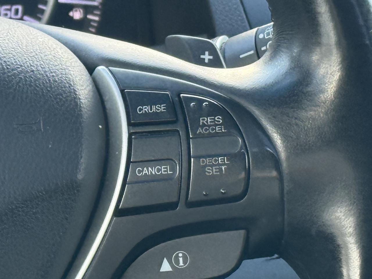 2013 Acura RDX Tech-Pkg l AWD l 2 Owners l Low Km l Leather l Photo