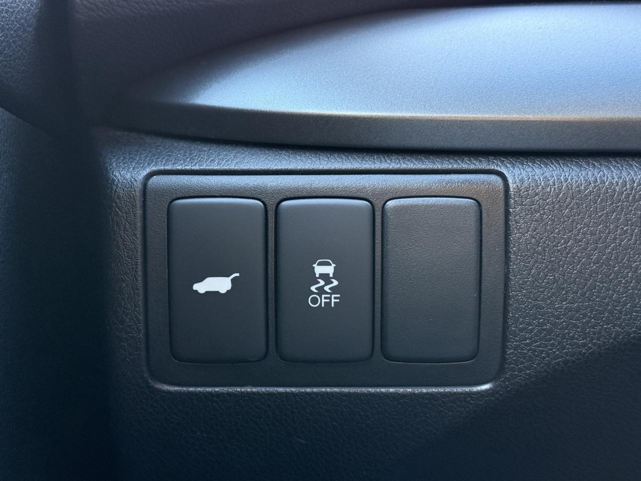 2013 Acura RDX Tech-Pkg l AWD l 2 Owners l Low Km l Leather l Photo