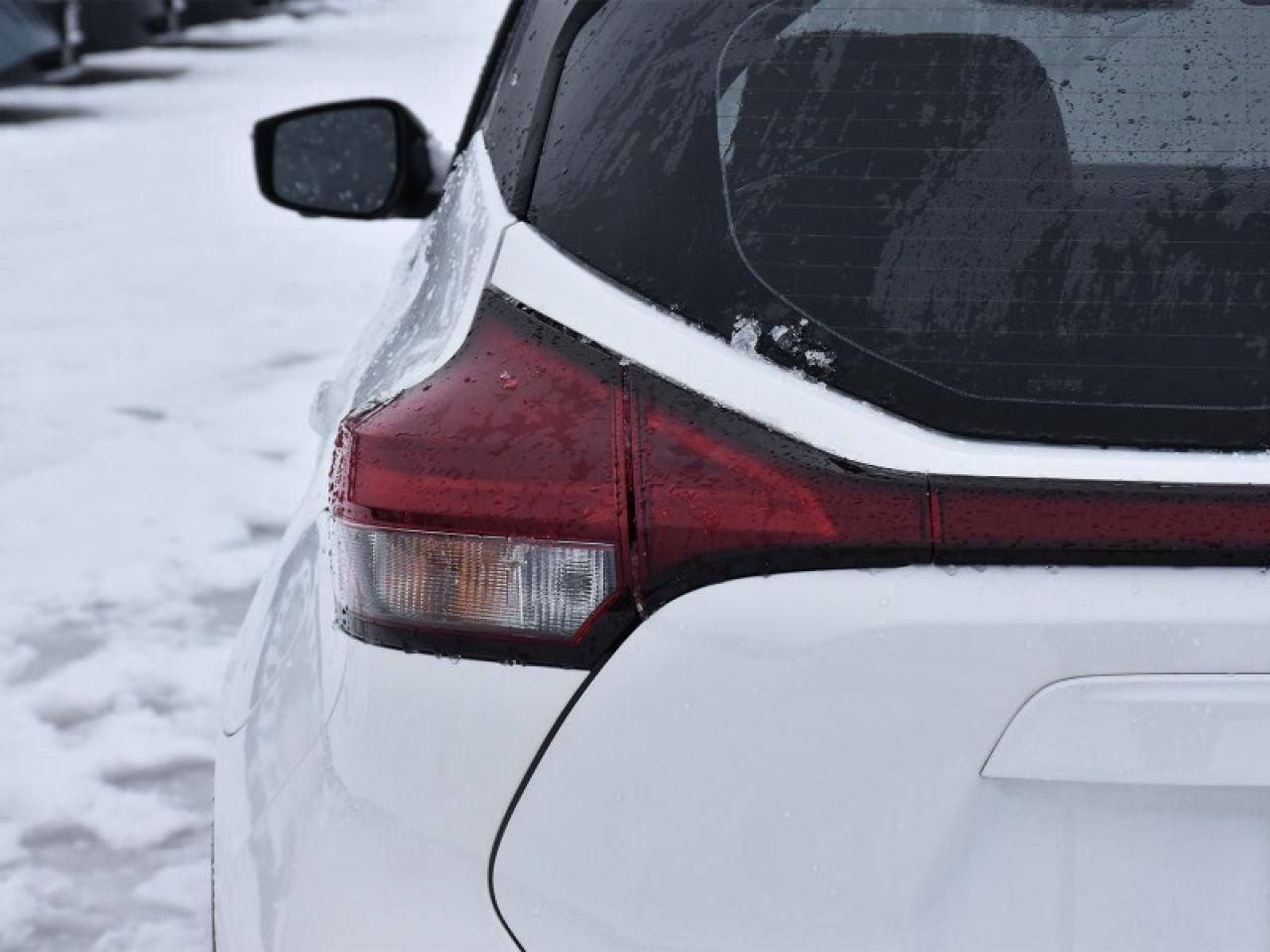 2023 Nissan Kicks SR Premium   Bose   Leather   Nav   Sunroof   360 Photo