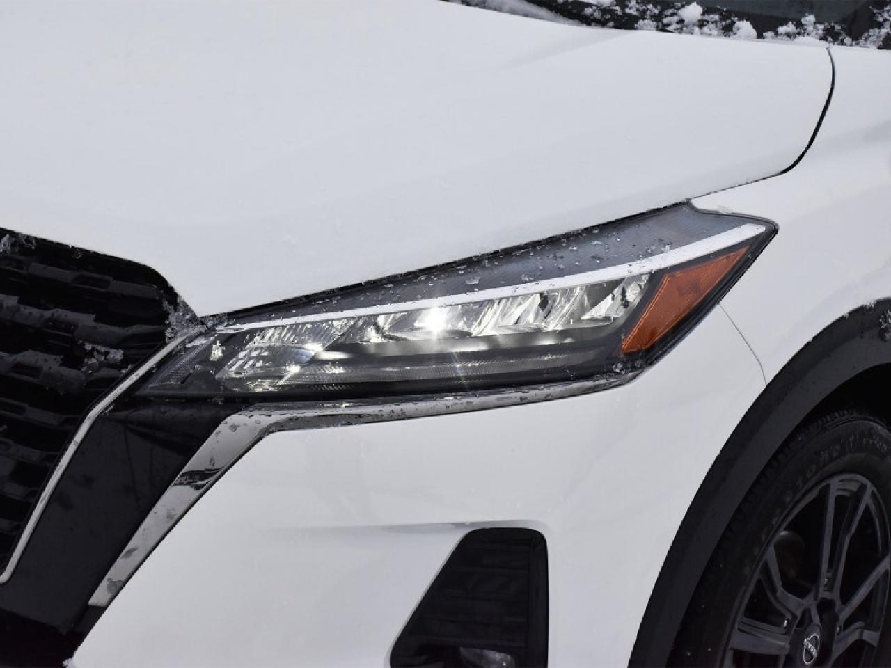 2023 Nissan Kicks SR Premium   Bose   Leather   Nav   Sunroof   360 Photo