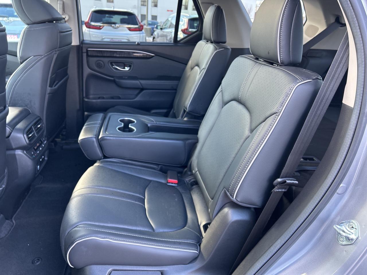 2025 Honda Pilot Touring Leather Sunroof Carplay Bose Audio Photo