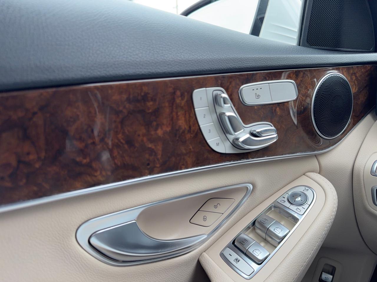 2018 Mercedes-Benz C-Class C 300 4MATIC Photo