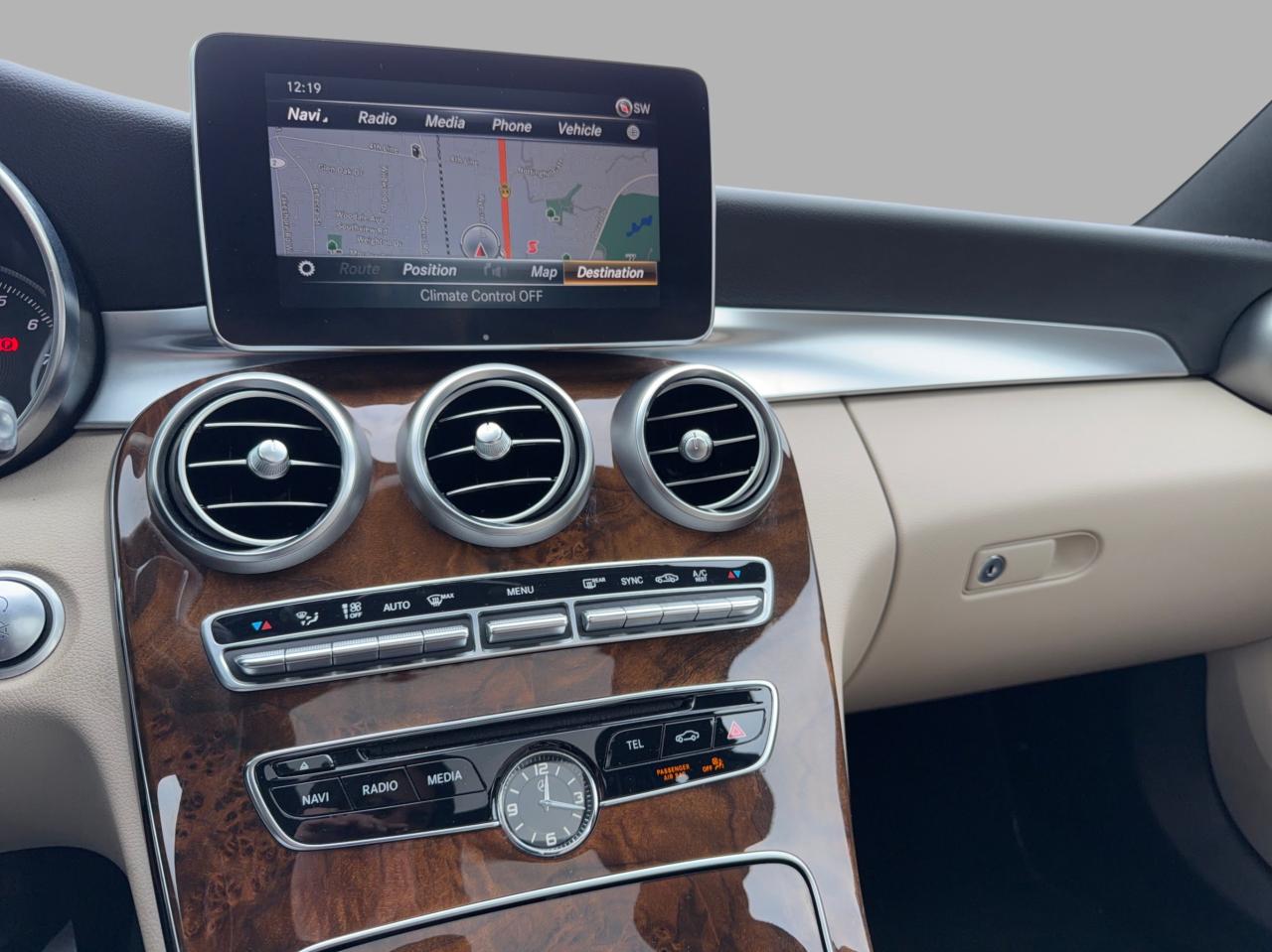 2018 Mercedes-Benz C-Class C 300 4MATIC Photo