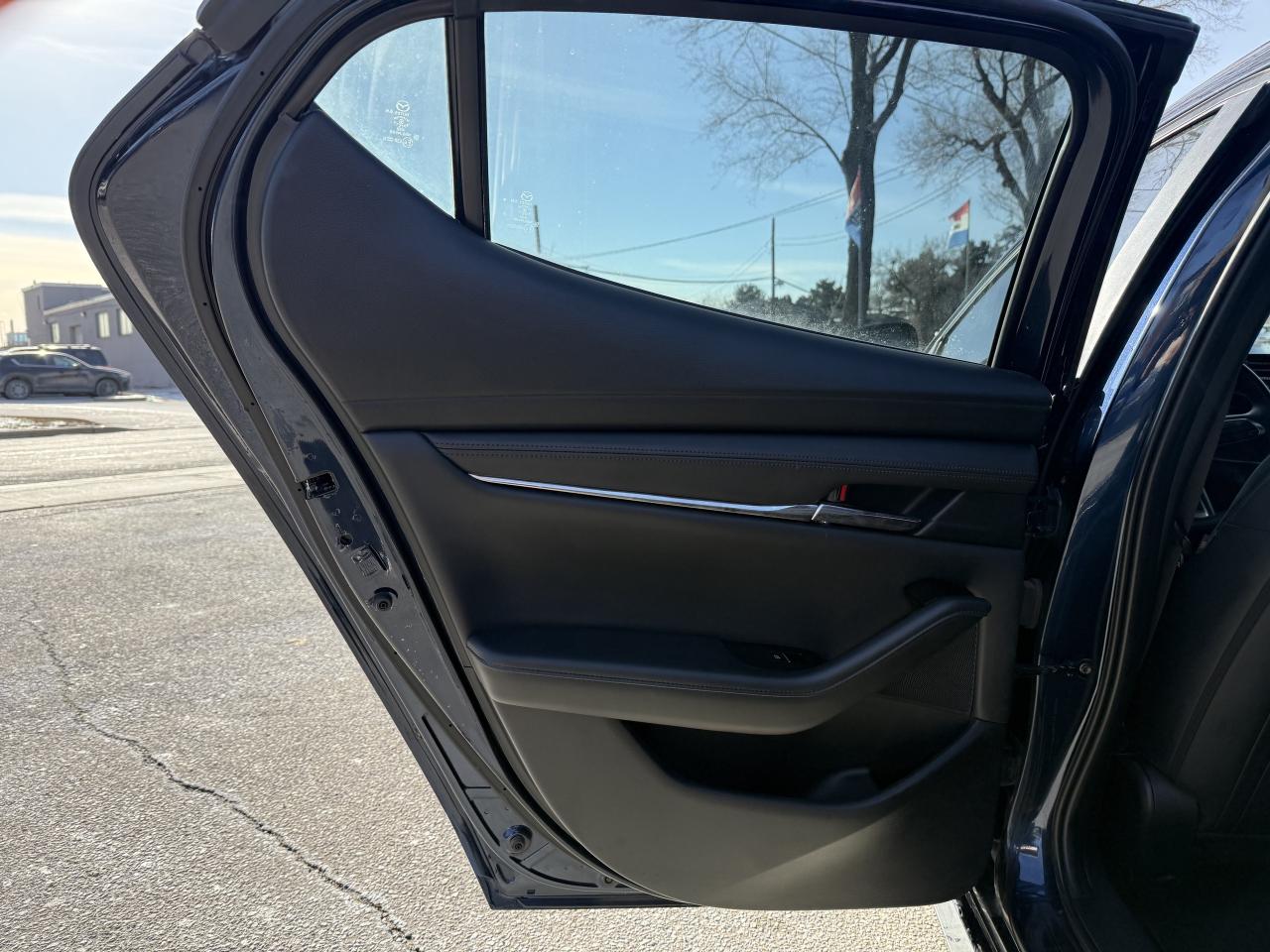 2024 Mazda Mazda3 Sport No Accident l GS l i-ACTIV l AWD l Mazda Warranty Photo