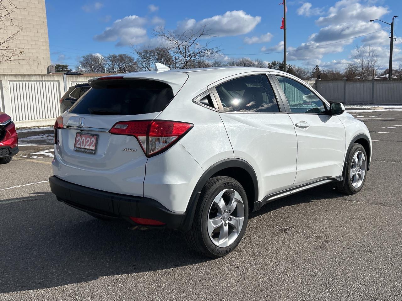 2022 Honda HR-V LX AWD Bluetooth - Rear camera - Heated Seats Photo