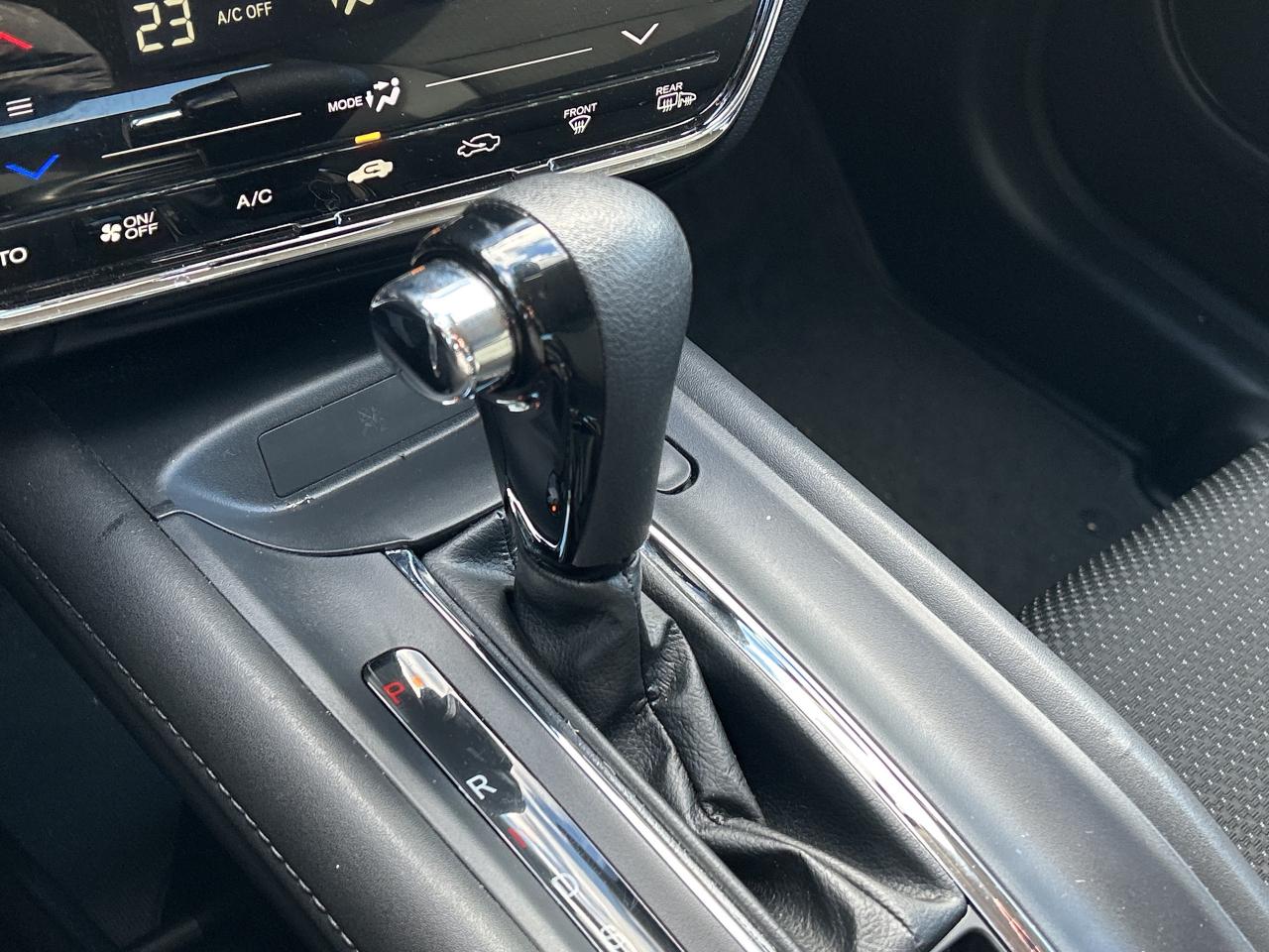 2022 Honda HR-V LX AWD Bluetooth - Rear camera - Heated Seats Photo