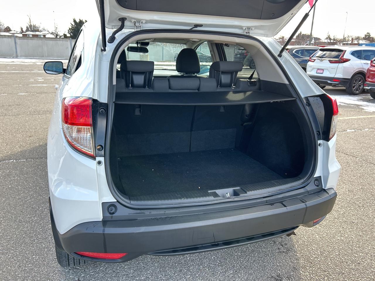 2022 Honda HR-V LX AWD Bluetooth - Rear camera - Heated Seats Photo