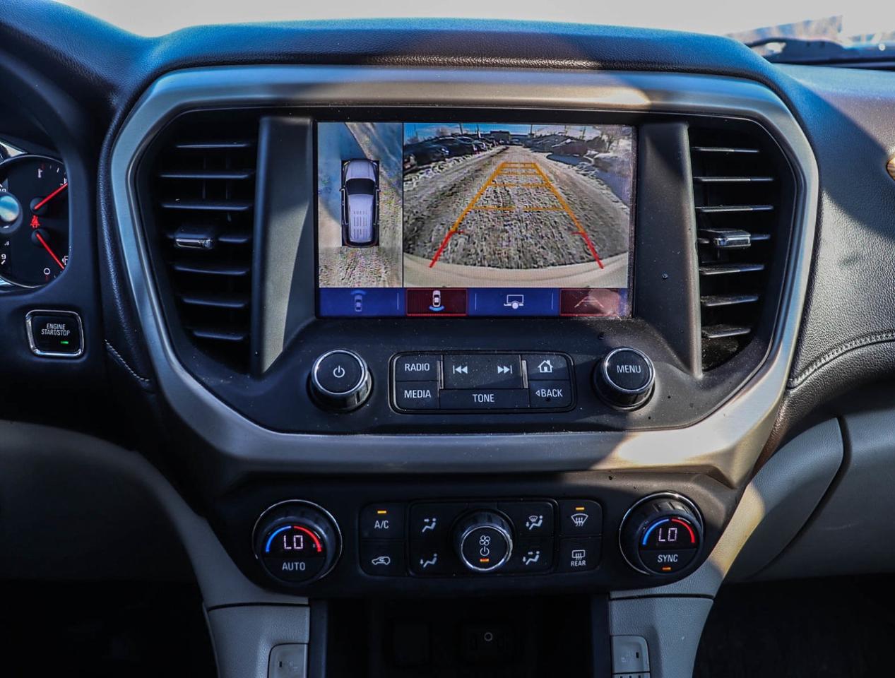 2017 GMC Acadia Denali Photo