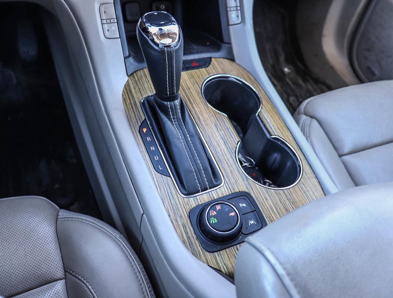 2017 GMC Acadia Denali Photo