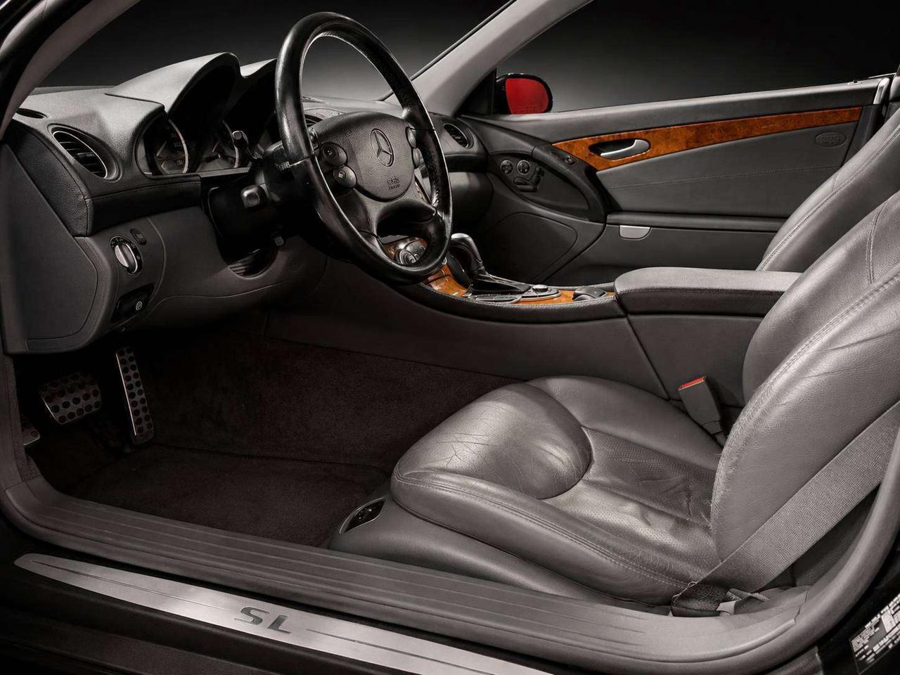 2003 Mercedes-Benz SL-Class Coupe  Roadster 5.0L Photo