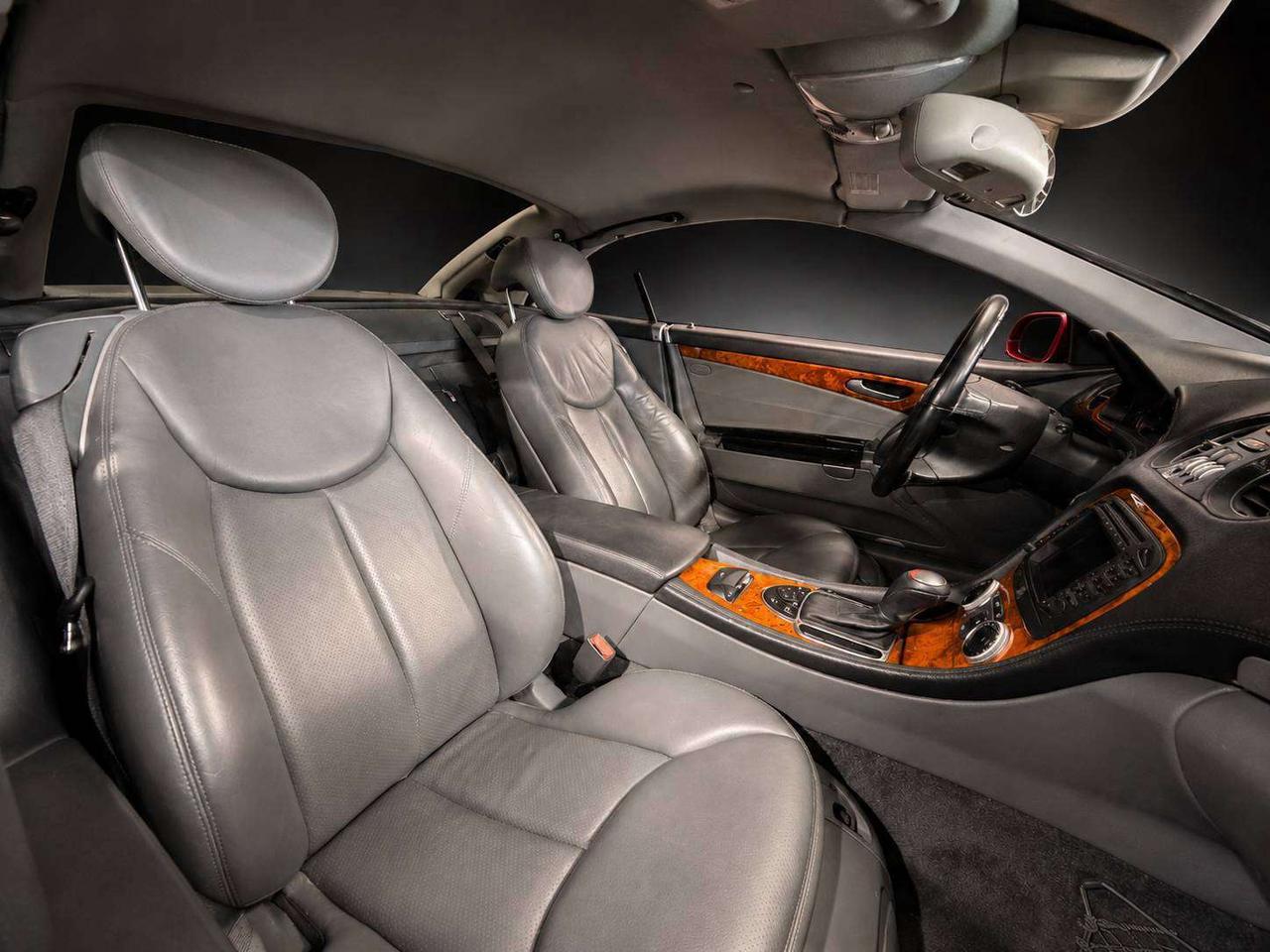 2003 Mercedes-Benz SL-Class Coupe  Roadster 5.0L Photo