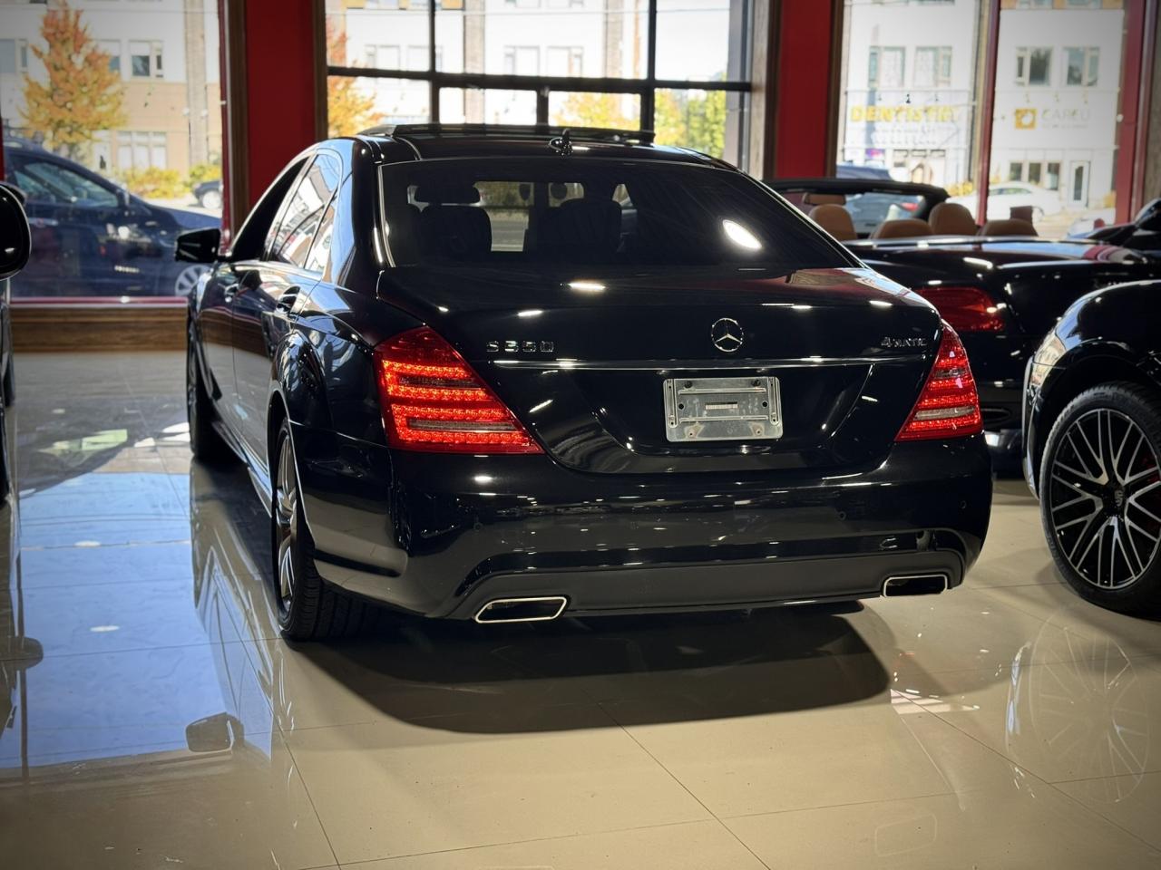 2013 Mercedes-Benz S-Class 4dr Sdn S 550 4MATIC LWB Photo
