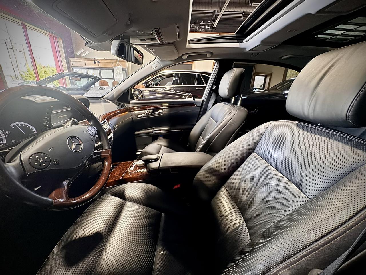 2013 Mercedes-Benz S-Class 4dr Sdn S 550 4MATIC LWB Photo