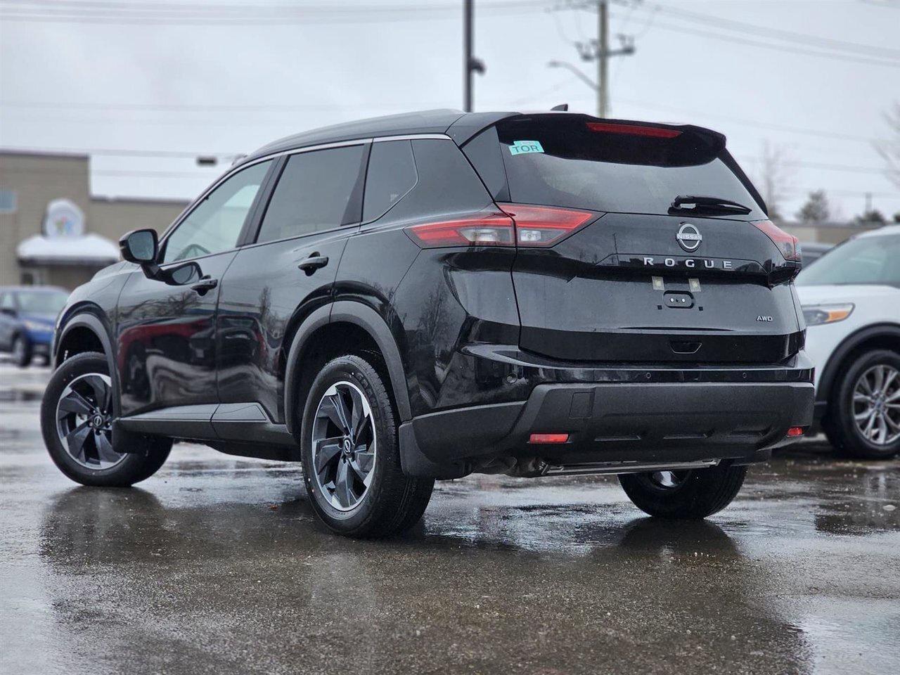 2025 Nissan Rogue SV MOONROOF Photo
