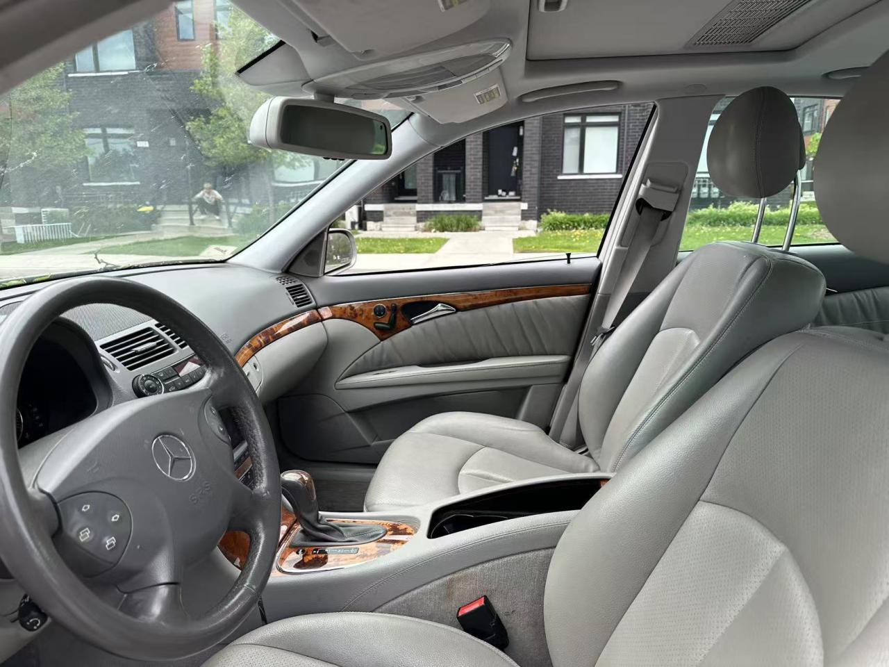 2005 Mercedes-Benz E-Class 4dr Sdn 3.2L 4MATIC Photo