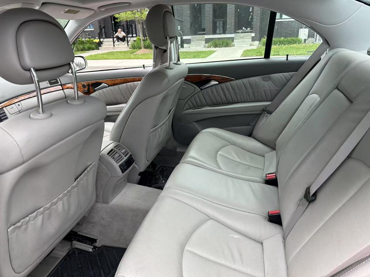 2005 Mercedes-Benz E-Class 4dr Sdn 3.2L 4MATIC Photo