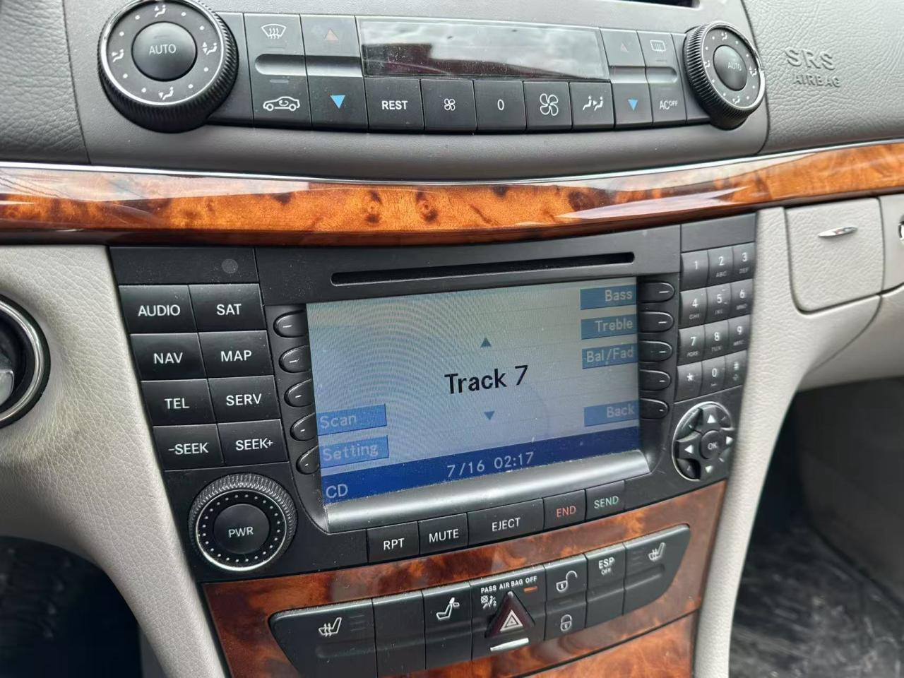 2005 Mercedes-Benz E-Class 4dr Sdn 3.2L 4MATIC Photo