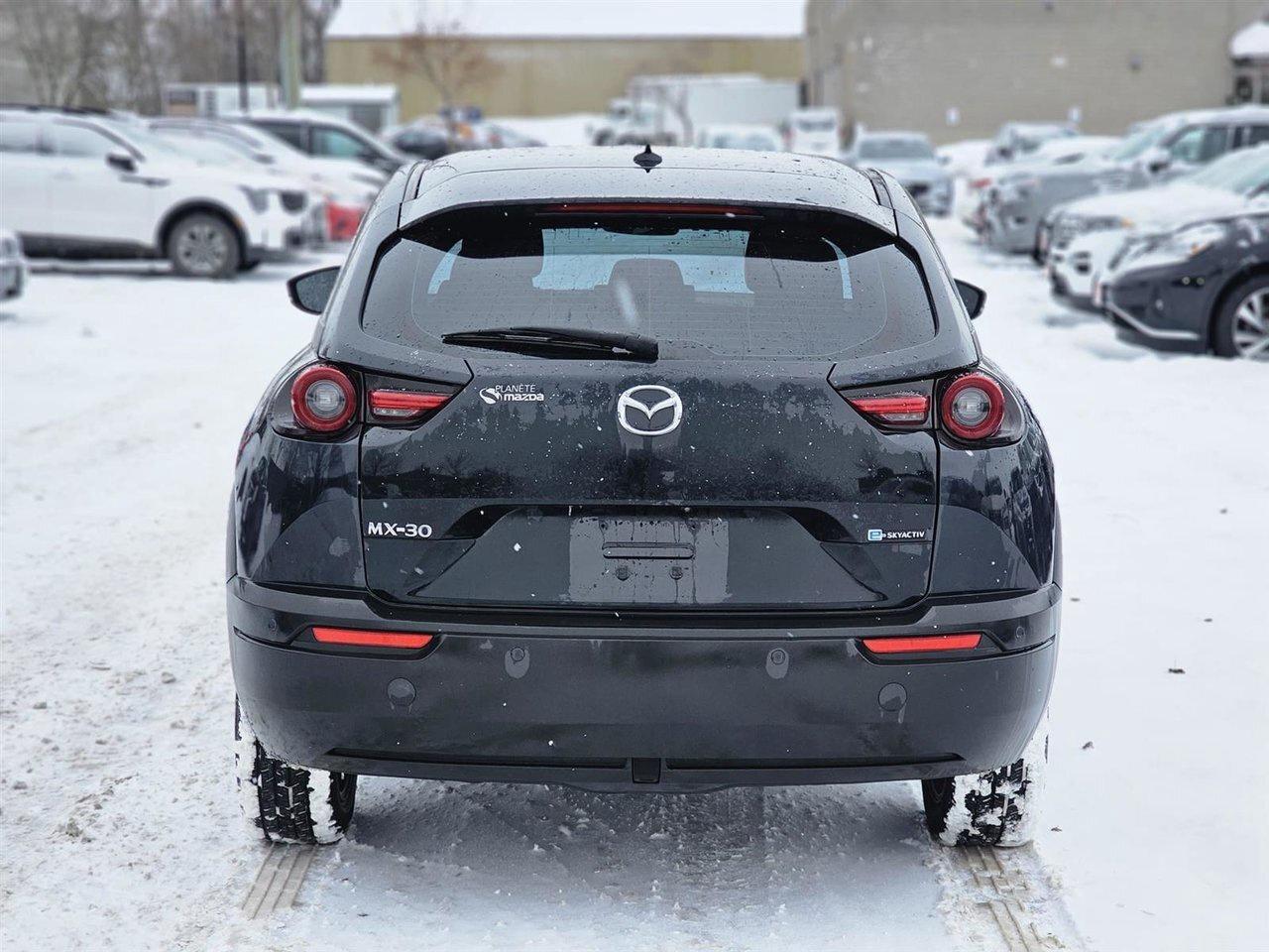 2022 Mazda MX-30 GS Photo