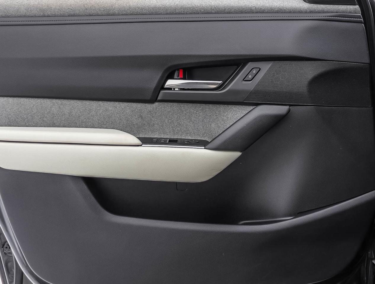 2022 Mazda MX-30 GS FWD !!! FULL ELECTRIC !!! NO ACCIDENTS !!! !! L Photo