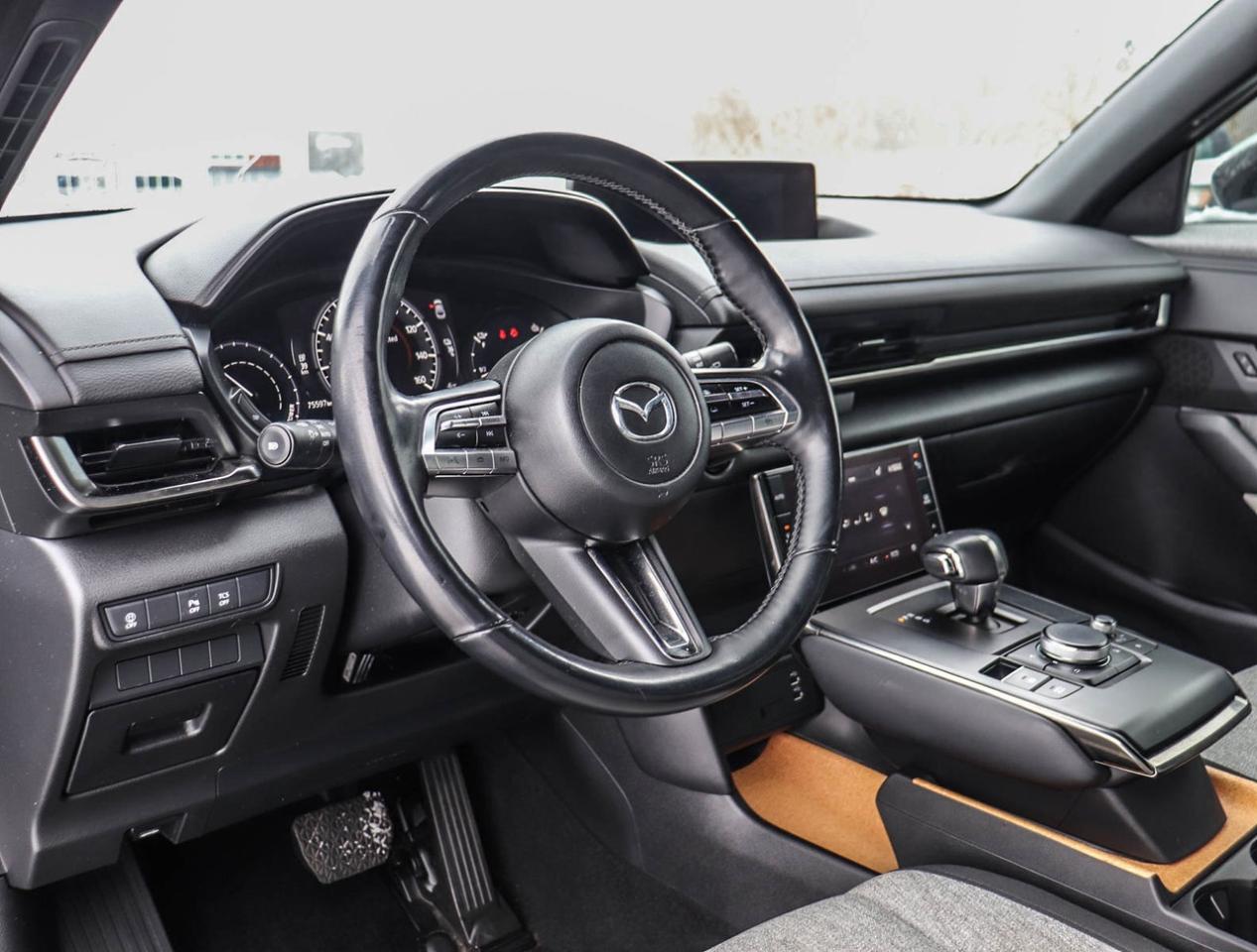 2022 Mazda MX-30 GS FWD !!! FULL ELECTRIC !!! NO ACCIDENTS !!! !! L Photo