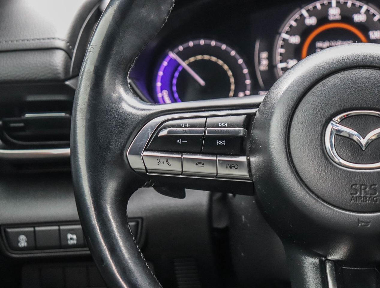 2022 Mazda MX-30 GS FWD !!! FULL ELECTRIC !!! NO ACCIDENTS !!! !! L Photo