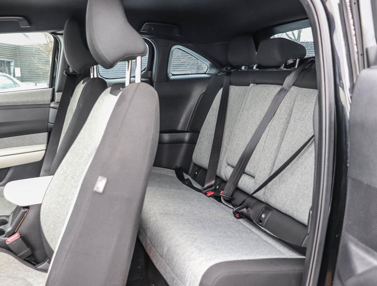 2022 Mazda MX-30 GS FWD !!! FULL ELECTRIC !!! NO ACCIDENTS !!! !! L Photo