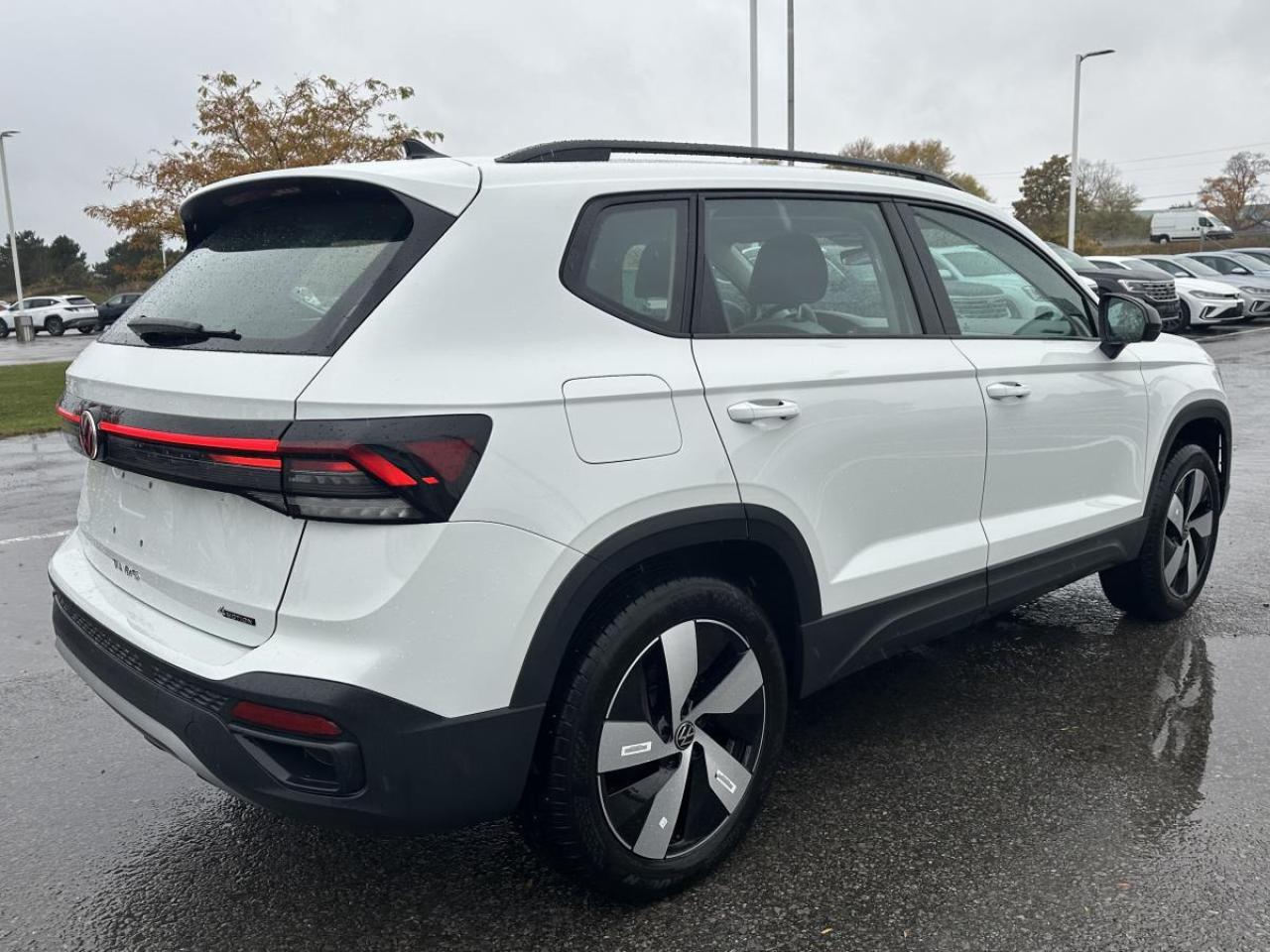 2025 Volkswagen Taos Trendline AWD Photo