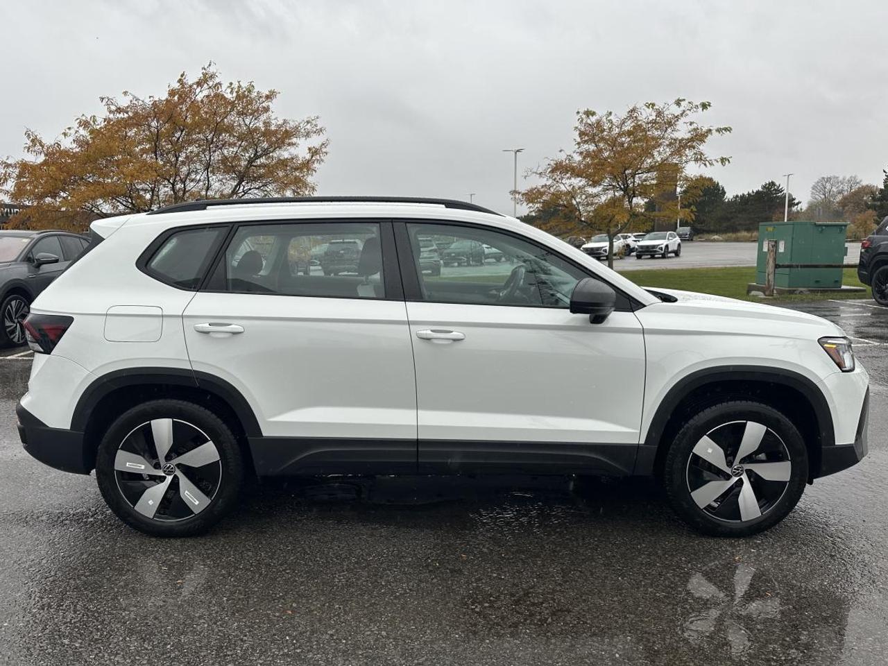 2025 Volkswagen Taos Trendline AWD Photo