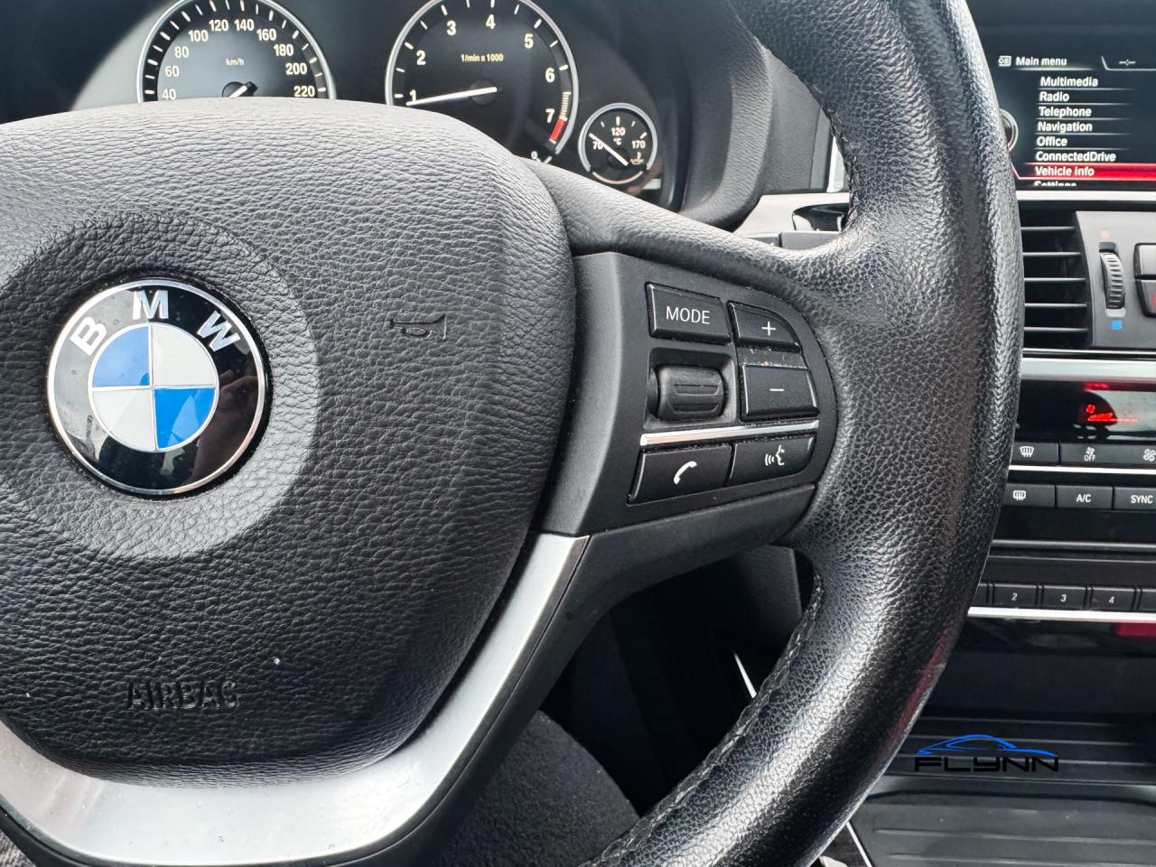 2016 BMW X3 xDrive28i Sunroof, Navi Photo