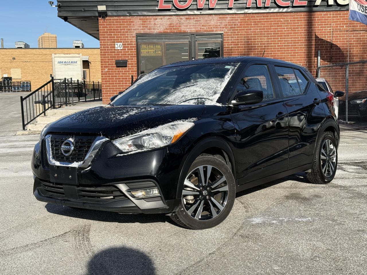 2020 Nissan Kicks No Accidents l SV l FWD l 1.6 l 4Cyl l Photo
