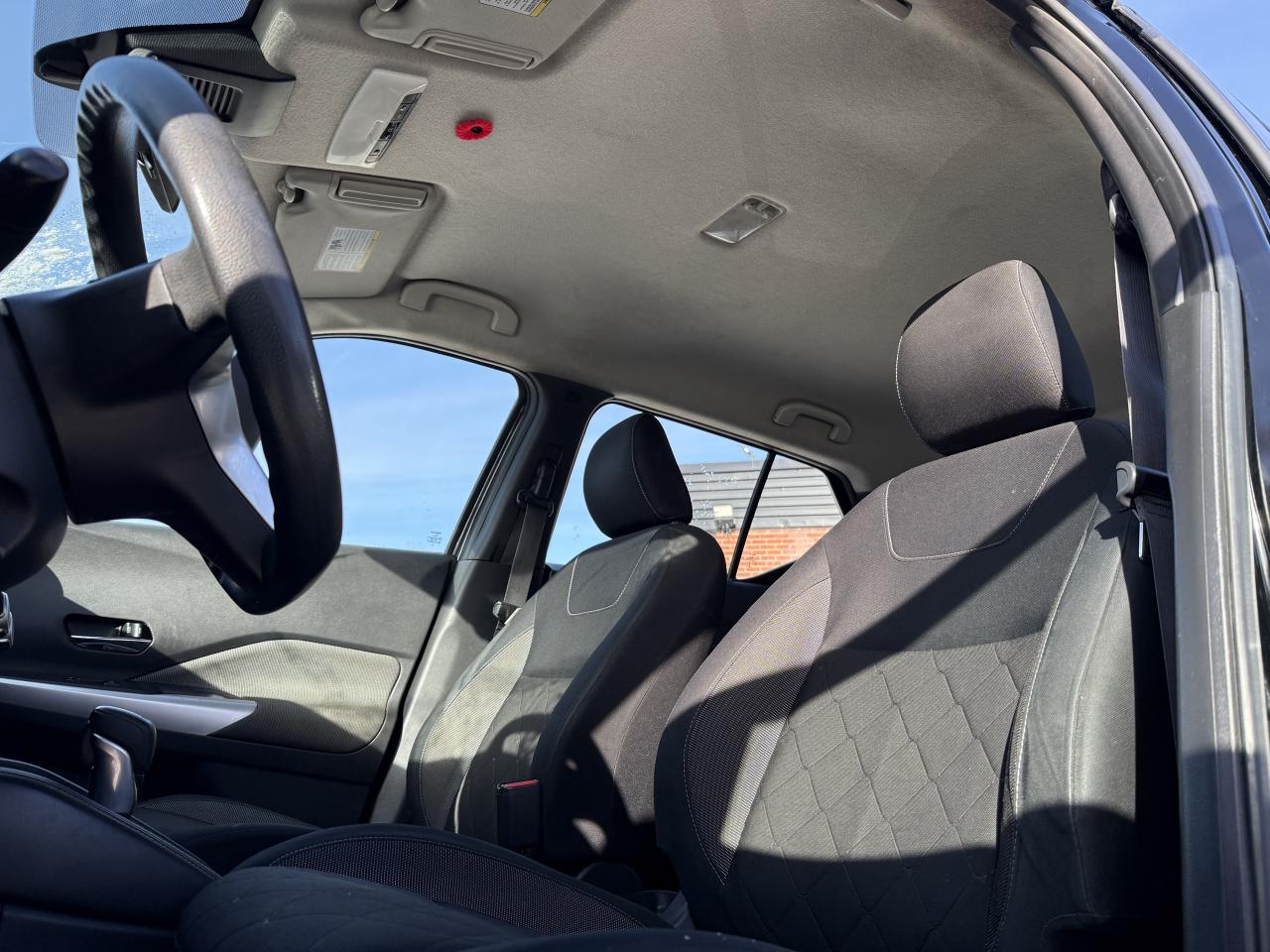 2020 Nissan Kicks No Accidents l SV l FWD l 1.6 l 4Cyl l Photo