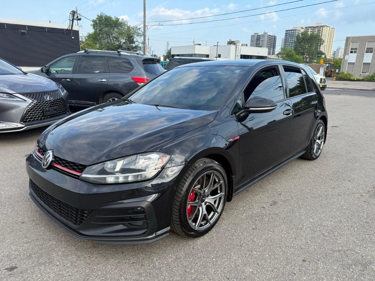 2019 Volkswagen Golf GTI Autobahn Manual 2019 Volkswagen golf GTI auto bond Photo