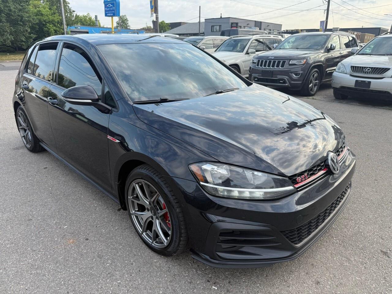 2019 Volkswagen Golf GTI Autobahn Manual 2019 Volkswagen golf GTI auto bond Photo2