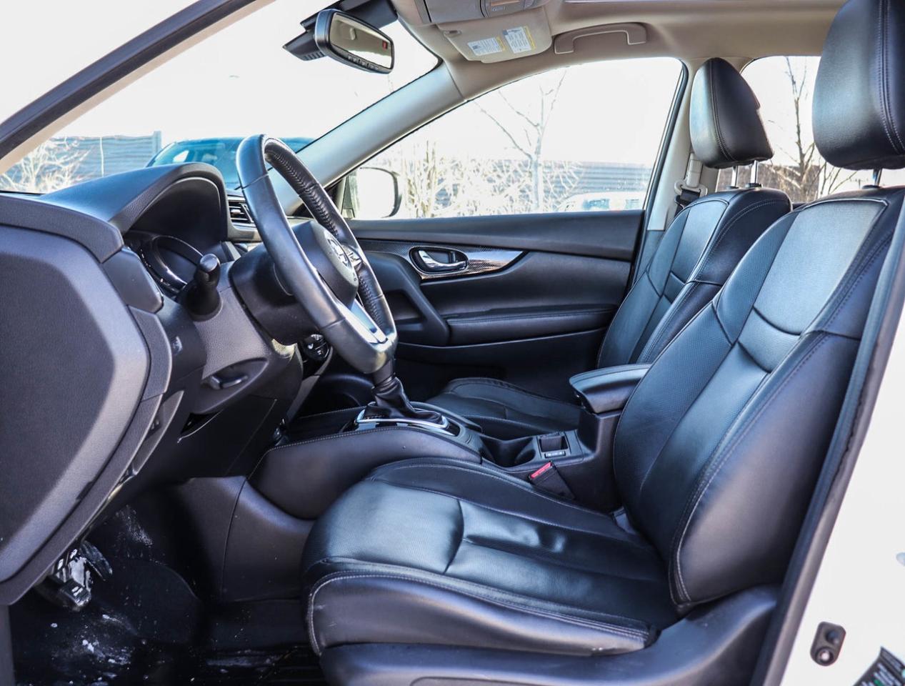 2017 Nissan Rogue SL Platinum LEATHER   360 CAMERA   NAVI   PANO ROO Photo