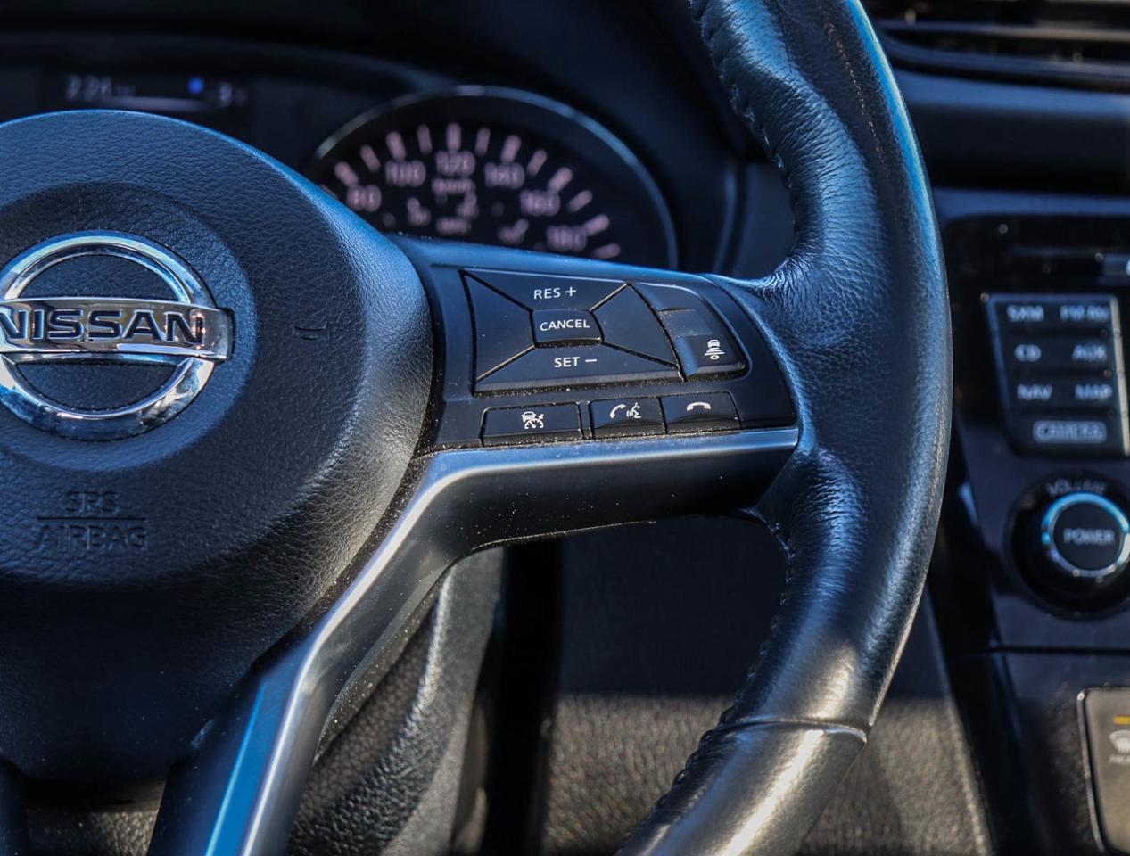 2017 Nissan Rogue SL Platinum LEATHER   360 CAMERA   NAVI   PANO ROO Photo