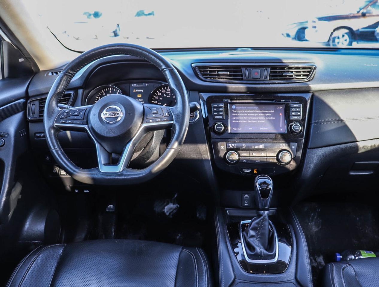 2017 Nissan Rogue SL Platinum LEATHER   360 CAMERA   NAVI   PANO ROO Photo