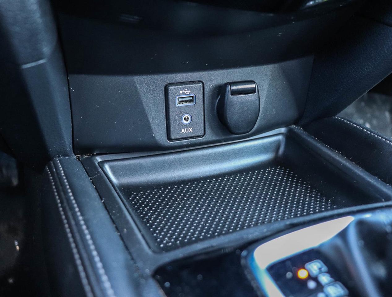 2017 Nissan Rogue SL Platinum LEATHER   360 CAMERA   NAVI   PANO ROO Photo