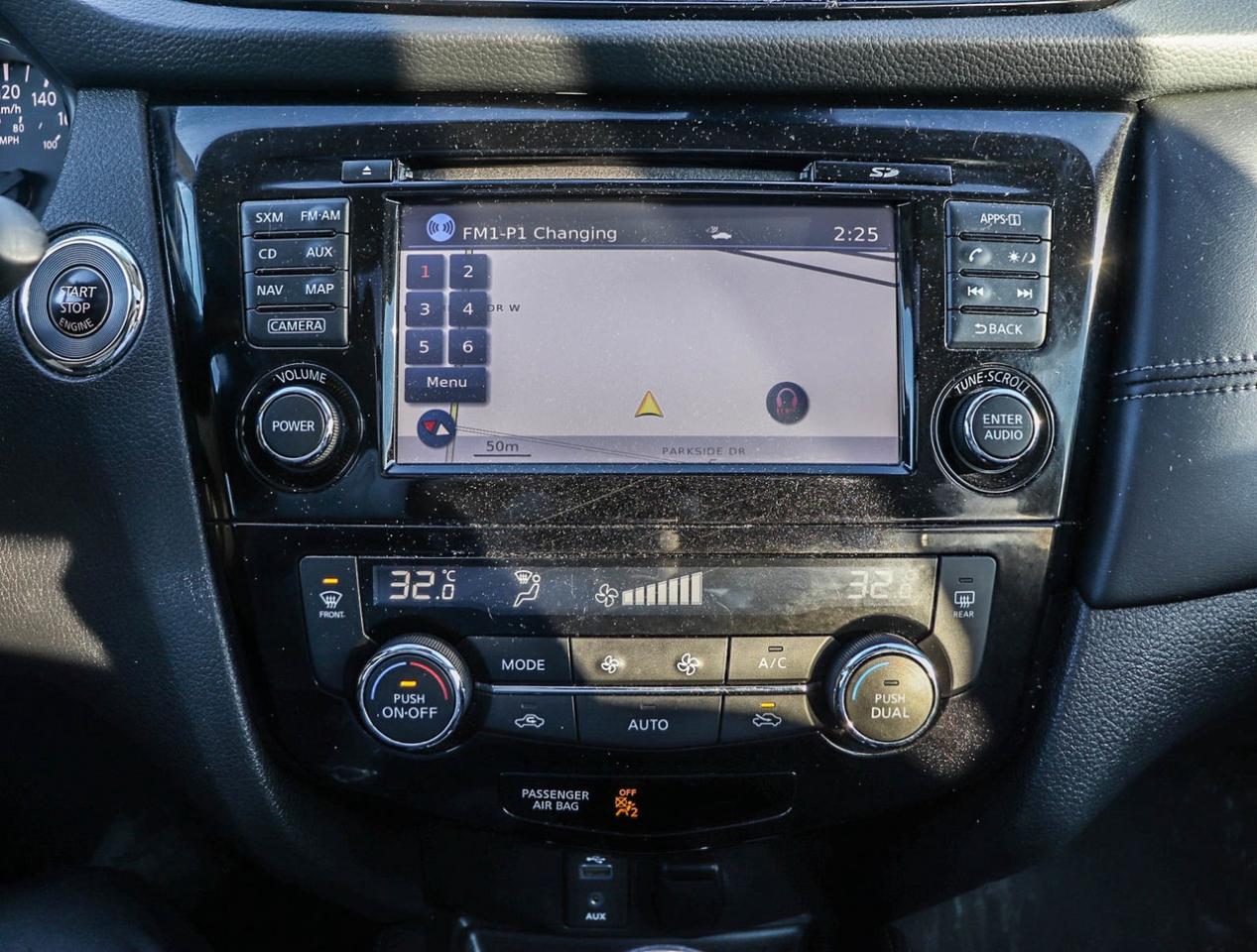 2017 Nissan Rogue SL Platinum LEATHER   360 CAMERA   NAVI   PANO ROO Photo