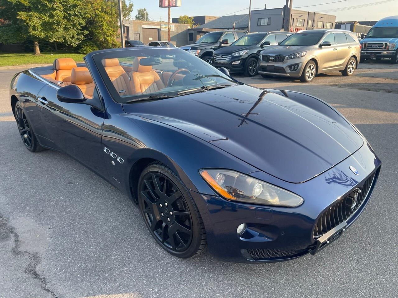 2011 Maserati GRANTURISMO CONVERTIBLE 2dr Conv GranTurismo 2011 Gran Turismo convertible Photo