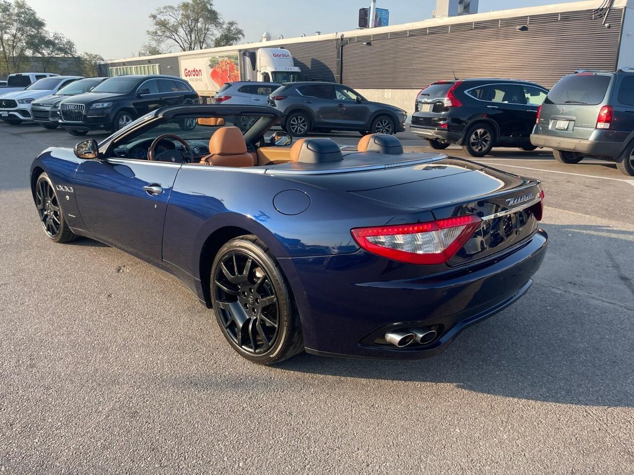 2011 Maserati GRANTURISMO CONVERTIBLE 2dr Conv GranTurismo 2011 Gran Turismo convertible Photo