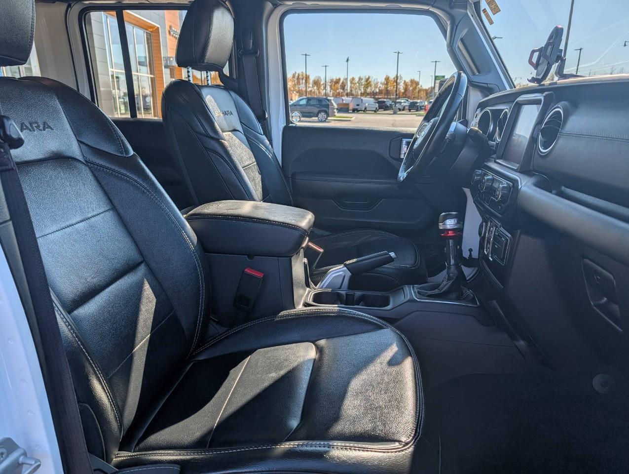 2022 Jeep WRANGLER UNLIMITED Sahara HARD TOP Photo4