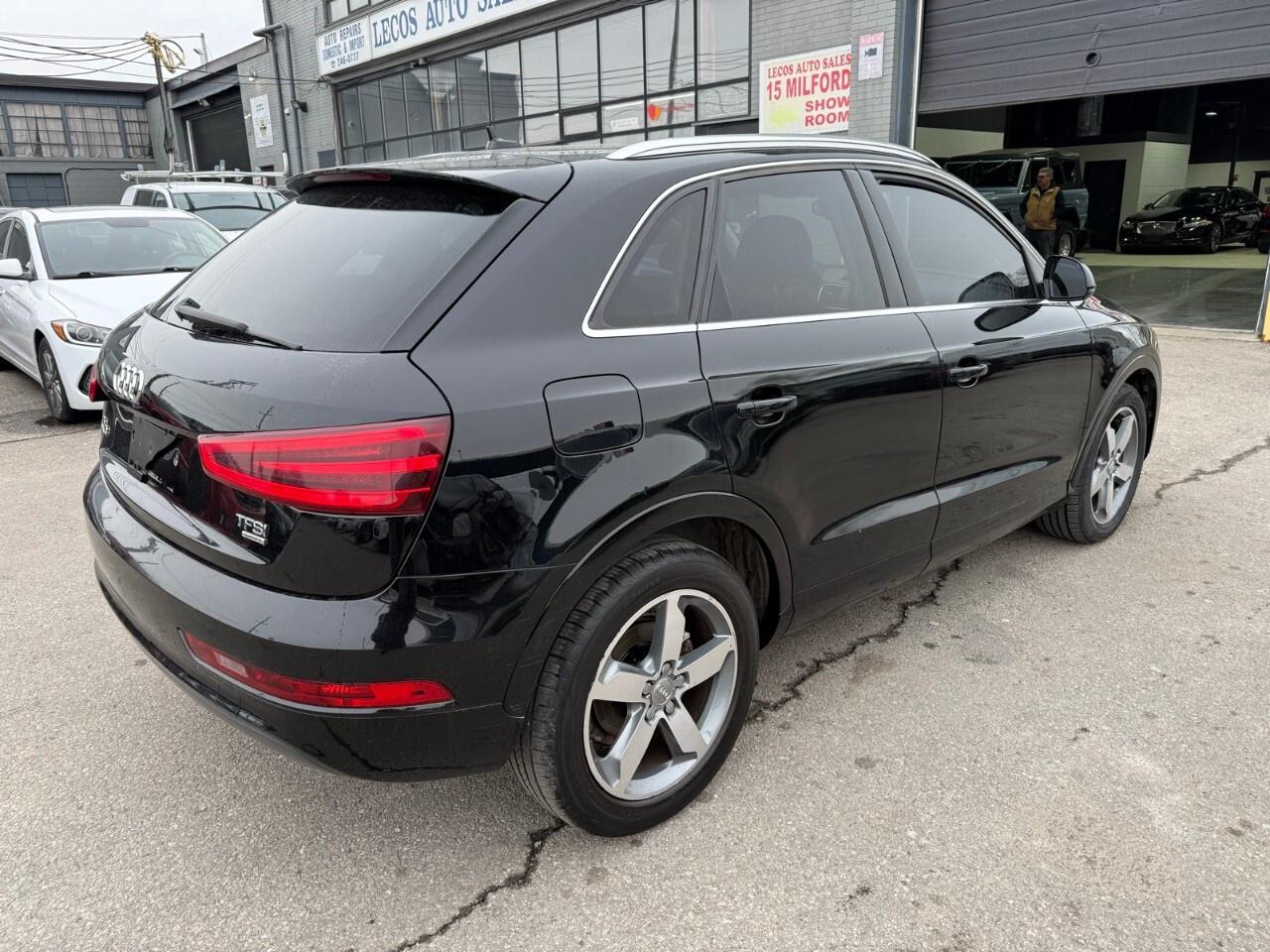 2015 Audi Q3 quattro 4dr 2.0T Progressiv 2015 Audi Q3, progress Photo