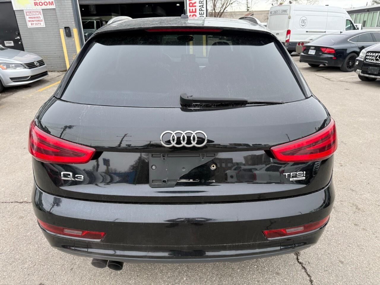 2015 Audi Q3 quattro 4dr 2.0T Progressiv 2015 Audi Q3, progress Photo