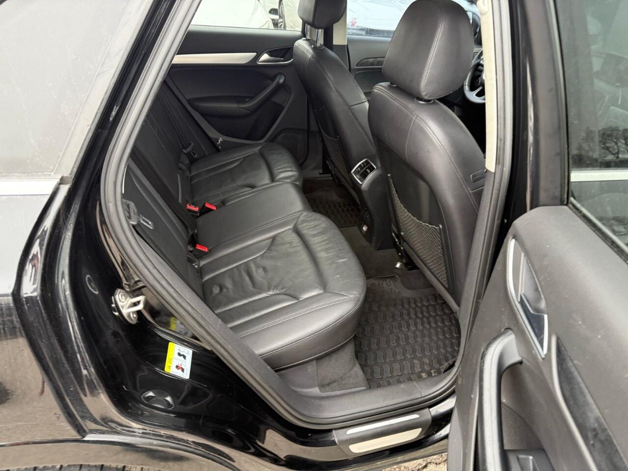 2015 Audi Q3 quattro 4dr 2.0T Progressiv 2015 Audi Q3, progress Photo