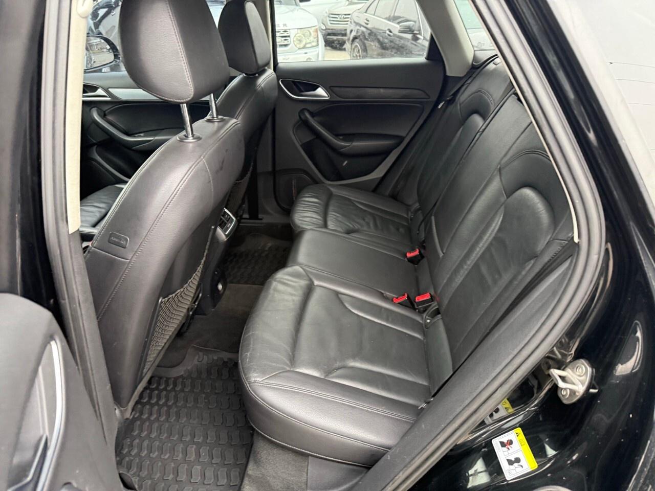 2015 Audi Q3 quattro 4dr 2.0T Progressiv 2015 Audi Q3, progress Photo