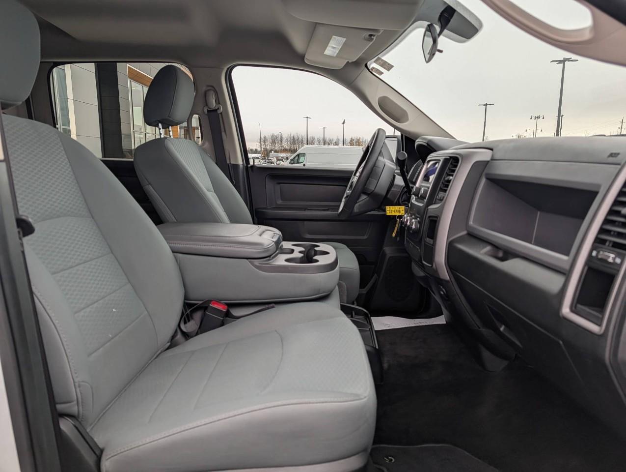 2018 RAM 1500 ST LOW KMS Photo