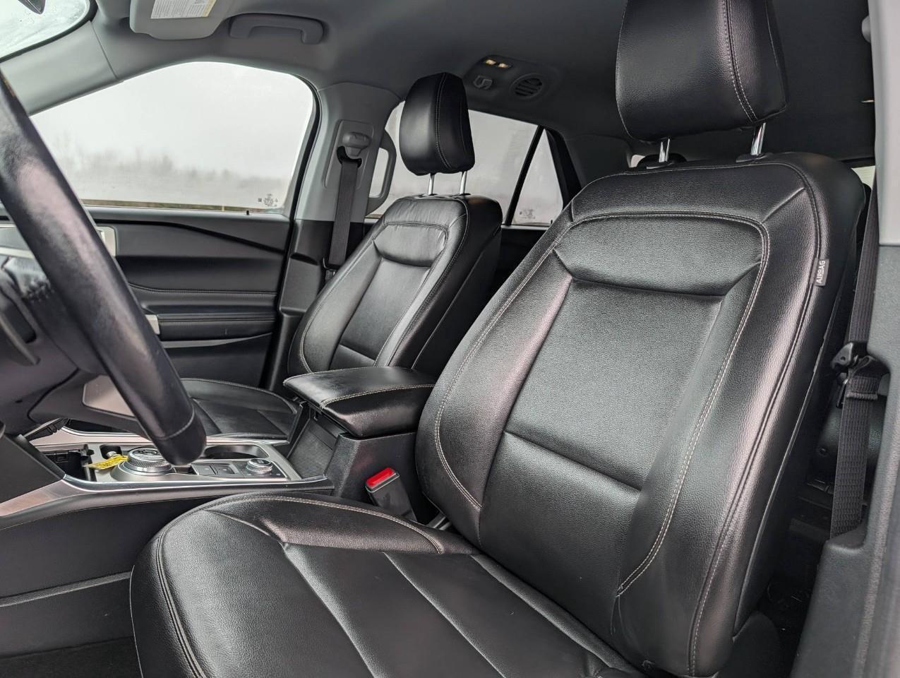 2020 Ford Explorer XLT SUMMER + WINTER TIRES ON RIMS/ LEATHER Photo