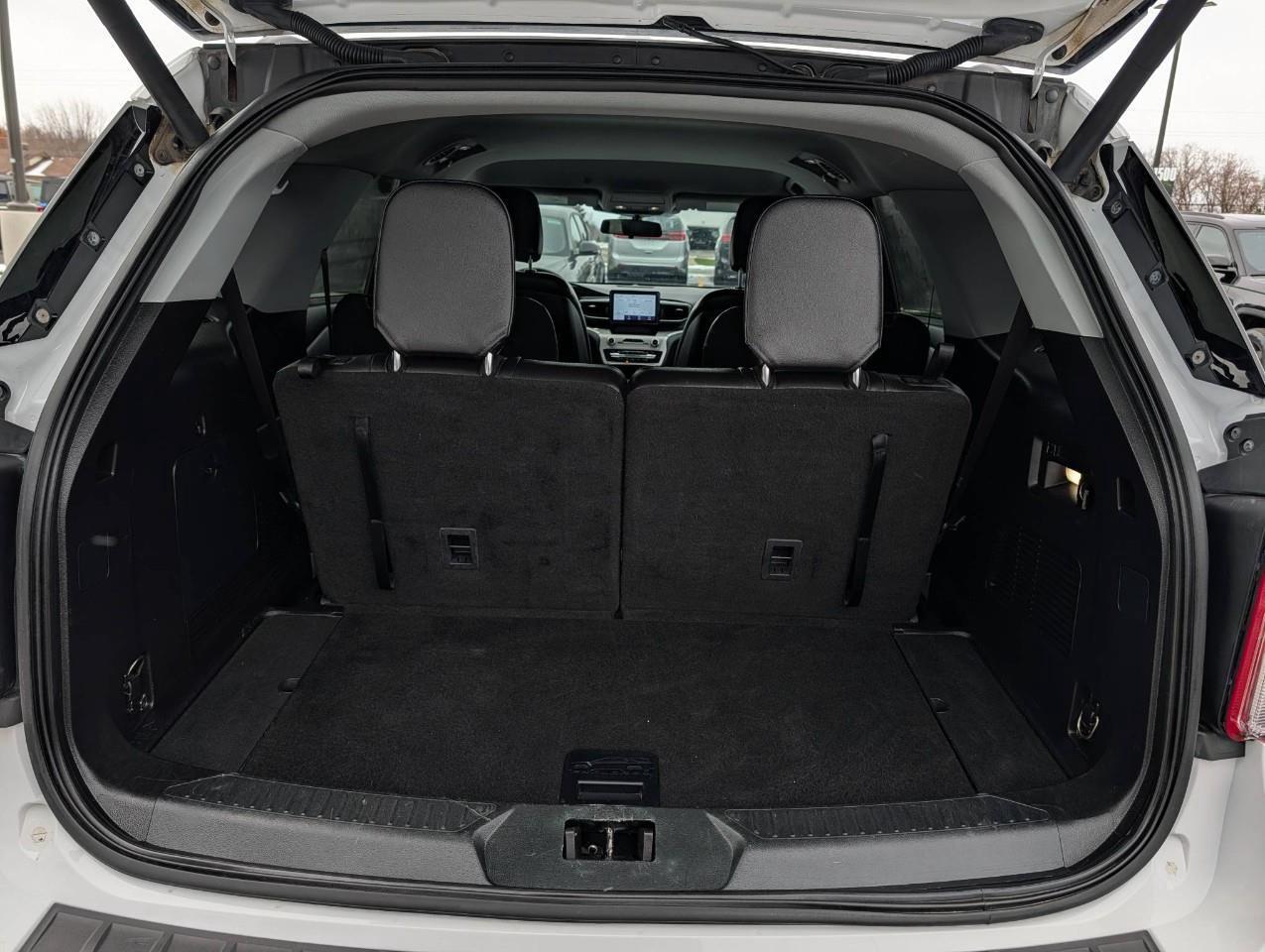 2020 Ford Explorer XLT SUMMER + WINTER TIRES ON RIMS/ LEATHER Photo