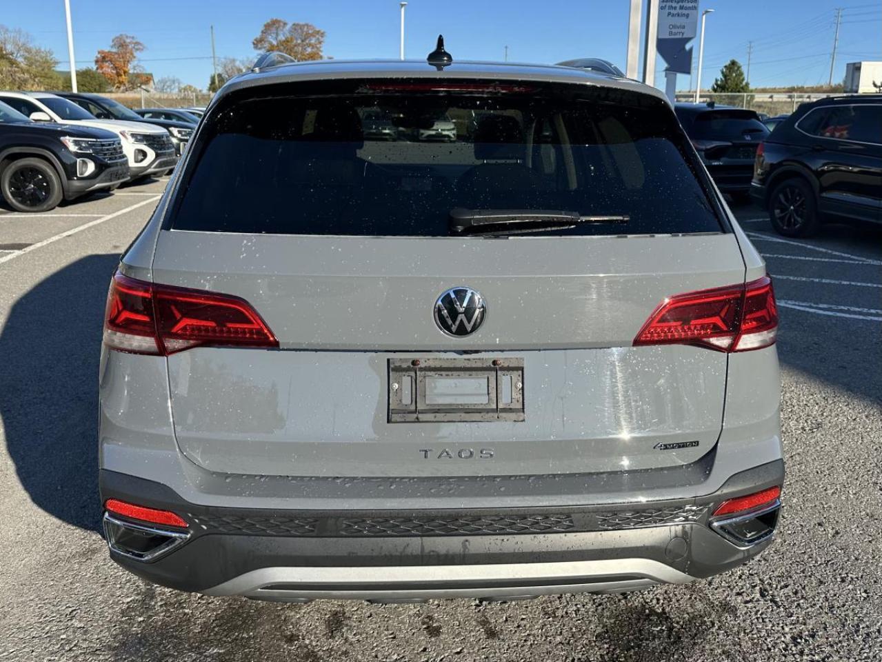 2024 Volkswagen Taos Comfortline 4Motion AWD Photo