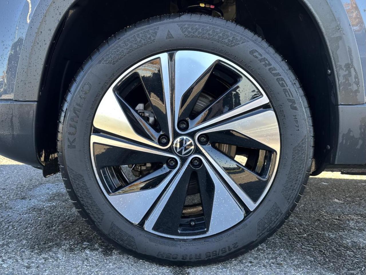 2024 Volkswagen Taos COMFORTLINE AWD Photo